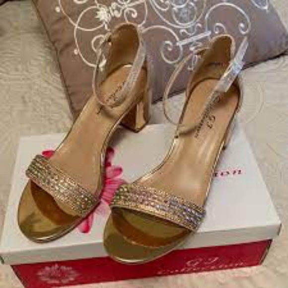 Sub Trading Glitter Satin 2” Heels in Champagne sz 7 - Picture 3 of 6